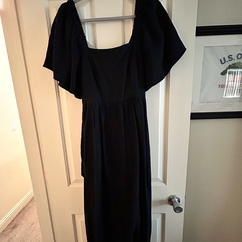 A New Day Black Flutter Sleeve Dress - open back and pockets!